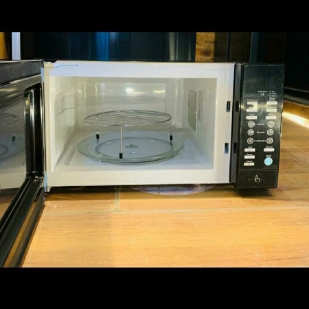 SPJ Digital Microwave with Grill – 28L